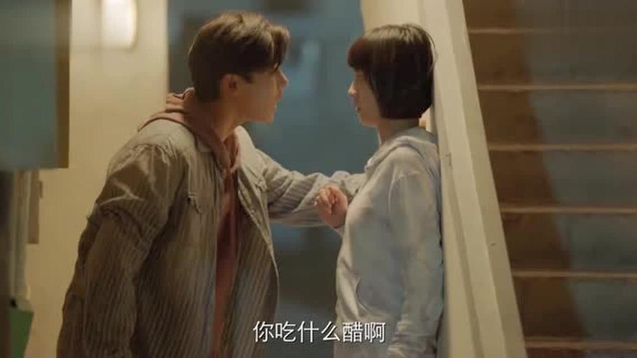 初二时（我14）还没有转学我就到了另一个学校读书，因为继母的原因……父母刚好都无法供我上学所以我辍游戏画面
